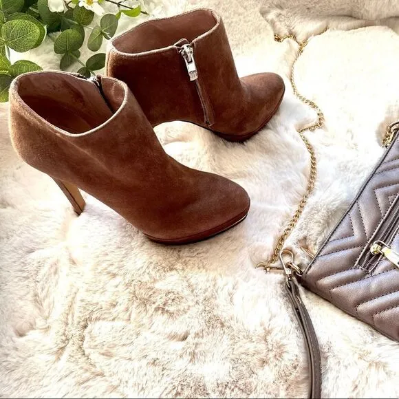 ♥️ 6b/36 Vince Camuto High End Platform Suede Boots, perfect for petite …