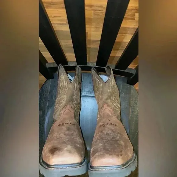 🚨🚨 ARIAT Groundbreaker Wide Square Toe MetGuard STEEL TOE Work Boot 10020063