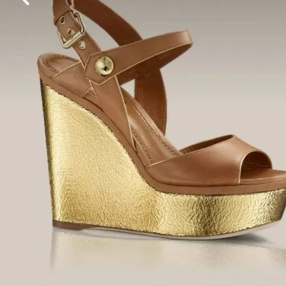 - Authentic Louis Vuitton Tan Leather Metallic Wedge Sandals Size 38