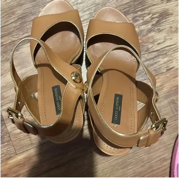 - Authentic Louis Vuitton Tan Leather Metallic Wedge Sandals Size 38