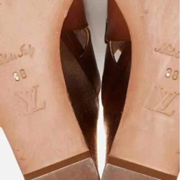 - Authentic Louis Vuitton Tan Leather Metallic Wedge Sandals Size 38