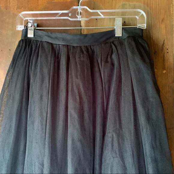 🆕 Floor length tulle maxi skirt ❤️