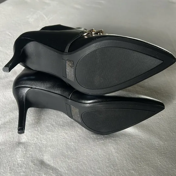 🆕 JUICY COUTURE Women's Tommi Booties Black Gold NWT Women’s size 8.5