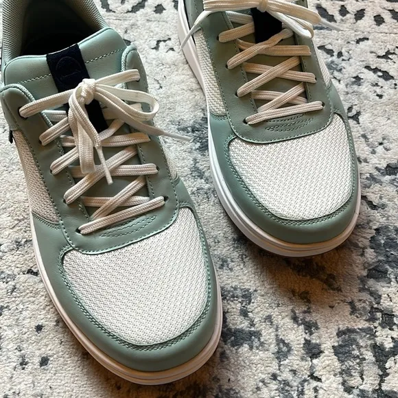 🩵 Kizik Brisbane Womens shoes , Size: 11W