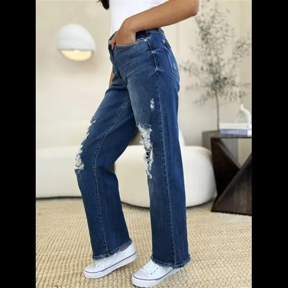 🔥 NWT 💙 Judy Blue Mid Rise Distressed Raw Hem Jeans, Stretchy, Comfy, Stylish