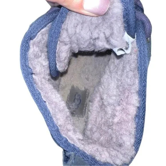 ▶️ Ugg ◀️ Deep Ocean Neumel - iconic heritage chukka.
