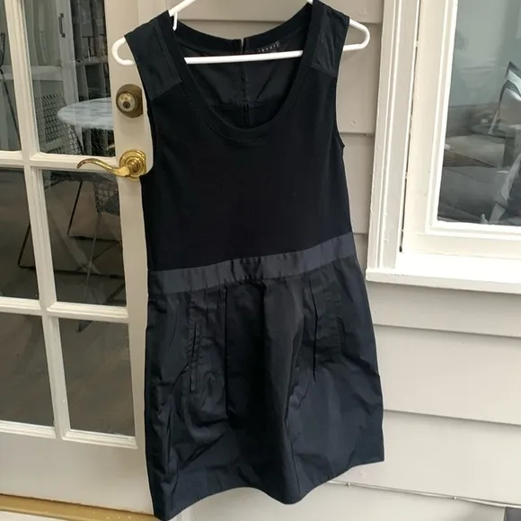 $298 Theory Mini Dress Wool / Taffeta Sleeveless Little Black  Dress 8