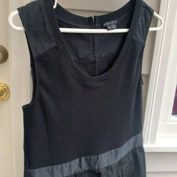 $298 Theory Mini Dress Wool / Taffeta Sleeveless Little Black  Dress 8