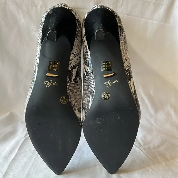 42 Gold Ojai Snakeskin Print Pointed Toe Heeled Leather Ankle Boot-Size 6.5 NWOB