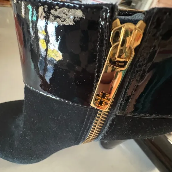 $450 TORY BURCH Harper Booties Black Suede Patent Leather Ankle Boots SIZE 6M