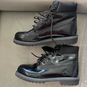7Y  Girls Youth Kids Timberland Premium Waterproof Boots Patent Leather Black