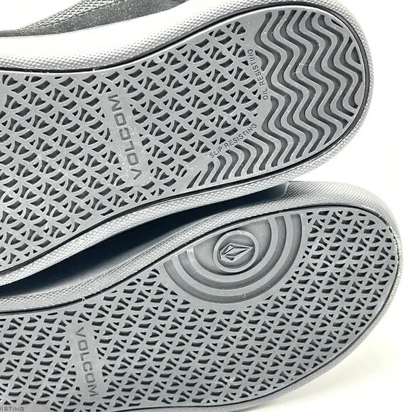 8W 8 WIDE WIDTH Volcom Black Leather Comp Toe Safety Work Shoes Sneakers