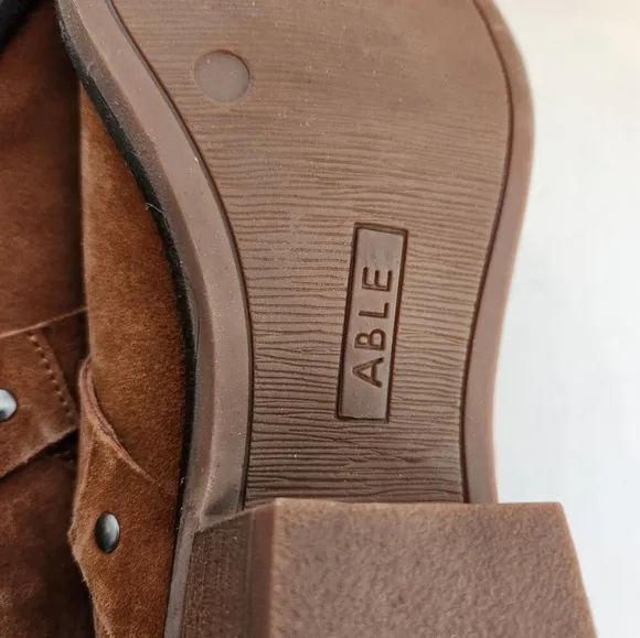 Able Jenny Ankle Harness Genuine Suede Boots Brown Size 9.5