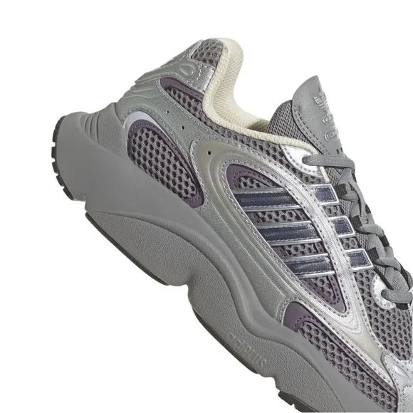 Adidas‎ Ozmillen shoes size 7.5