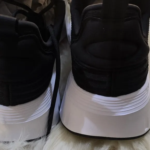 Adidas Swift Run 23 MENS