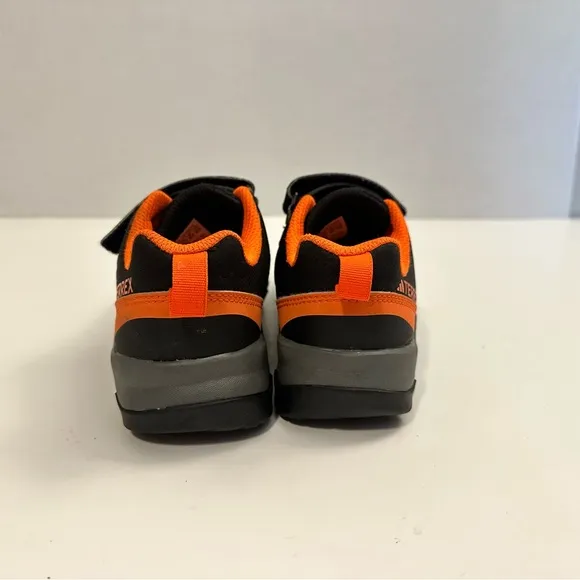 Adidas Terrex AX2R K Hiking Shoes - Black/Orange size 13.5K