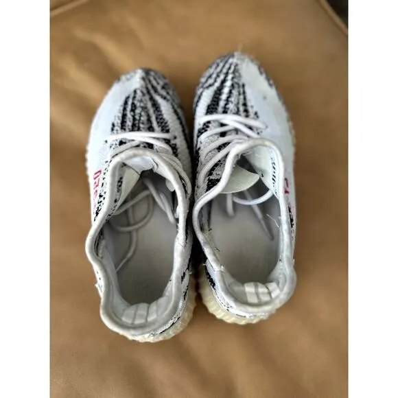 adidas Yeezy Boost 350 V2 Zebra size mens 5
