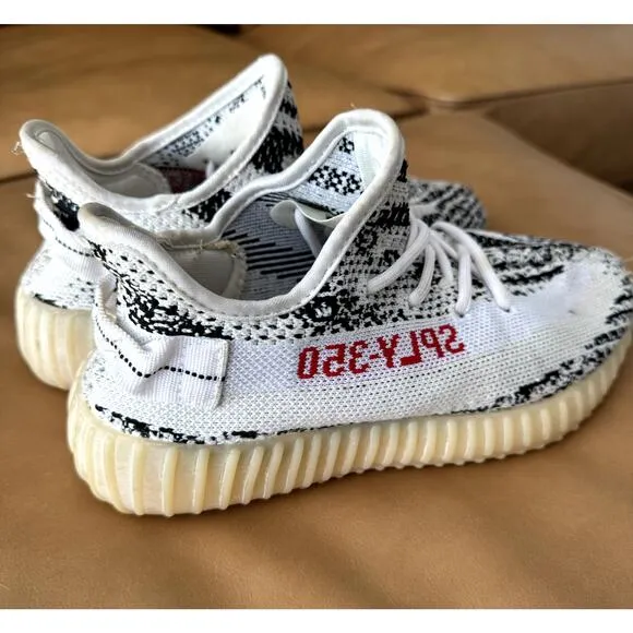 adidas Yeezy Boost 350 V2 Zebra size mens 5