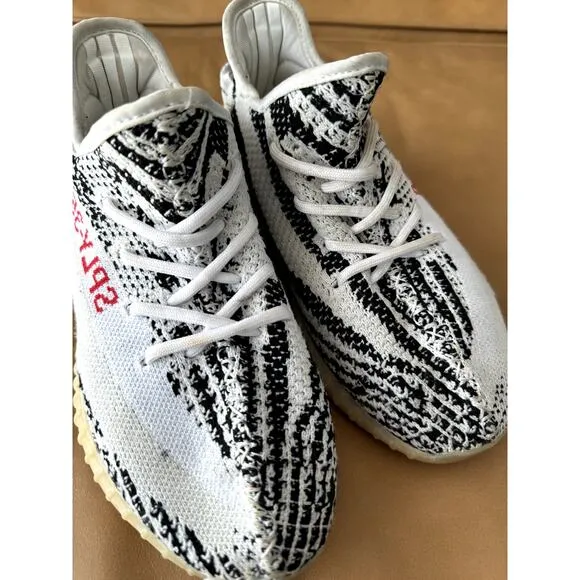 adidas Yeezy Boost 350 V2 Zebra size mens 5