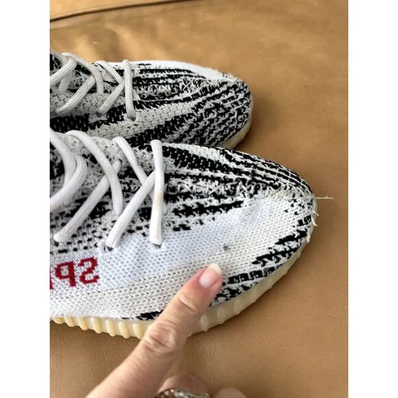 adidas Yeezy Boost 350 V2 Zebra size mens 5