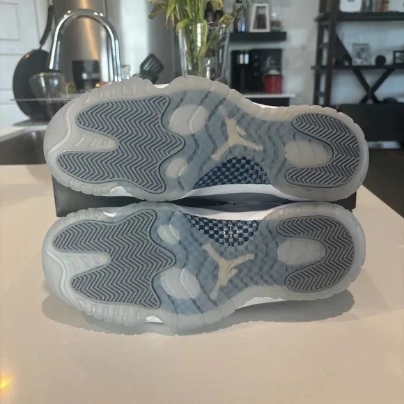 Air Jordan 11 Retro Low &quot;CEMENT GREY&quot; 2023 - Size 10 NEVER WORN
