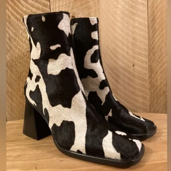 ALOHAS COW BOOTS