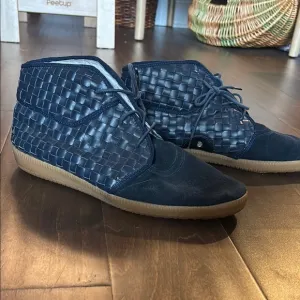 Android HommeBlue Textured Chukka Boots