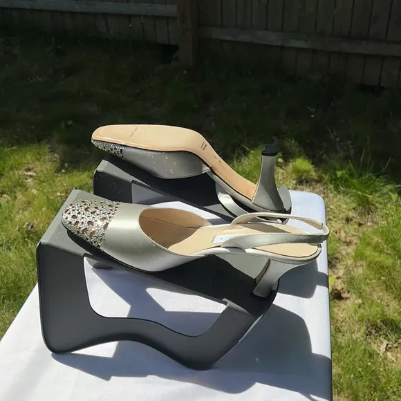 Anne Klein, Vintage Silver Slingback with Rhinestone filled Toe. 9M
