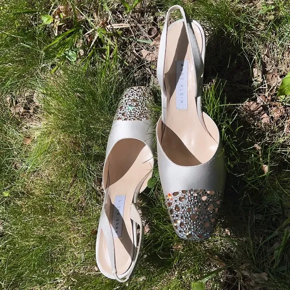 Anne Klein, Vintage Silver Slingback with Rhinestone filled Toe. 9M