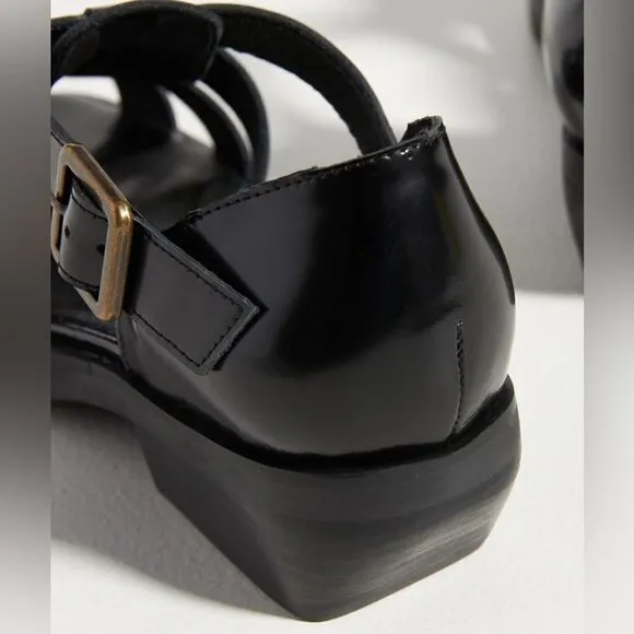 Anthropologie Silent D Billzar black leather Fisherman Sandals 10
