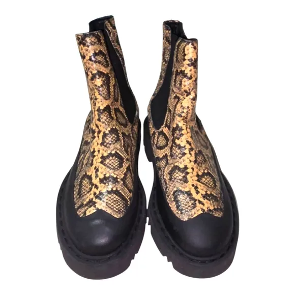 AQUATALIA CHELSEA ANKLE BOOTS HOLLY SNAKE EMBOSSED WATERPROOF Women’s Size 8 New