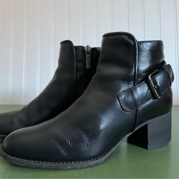 Aquatalia W’proof Moto/Biker Ankle Boots in Black Leather w Buckles *Italy*