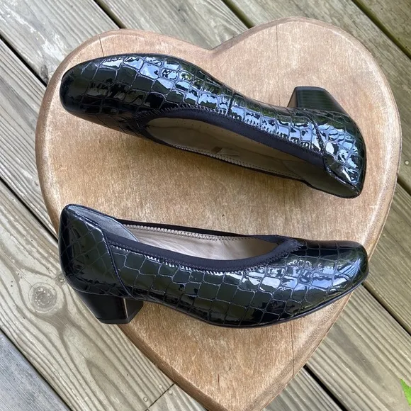 Ara Bricen Black Patent Croc Comfort Pumps Shoes Women's Size 7