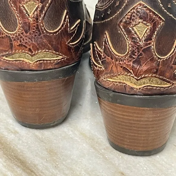 Ariat boots western women sz 6.5 B “Dahlia” style 10008781 brown