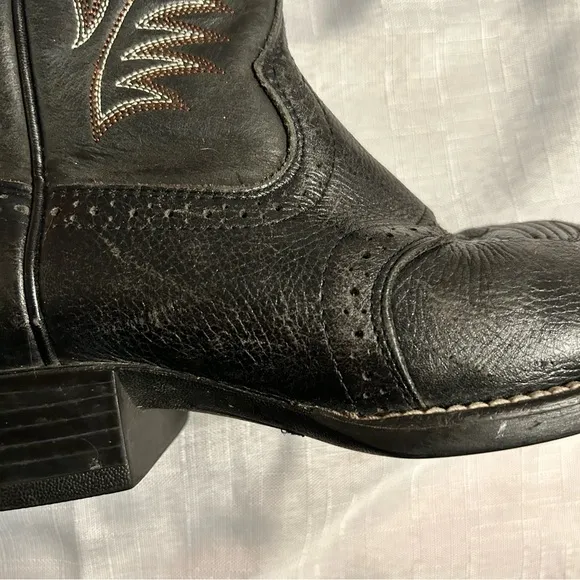 Ariat Men’s Black Embroidered Leather Square Toe Boots Size 7D