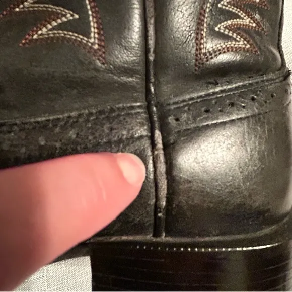 Ariat Men’s Black Embroidered Leather Square Toe Boots Size 7D