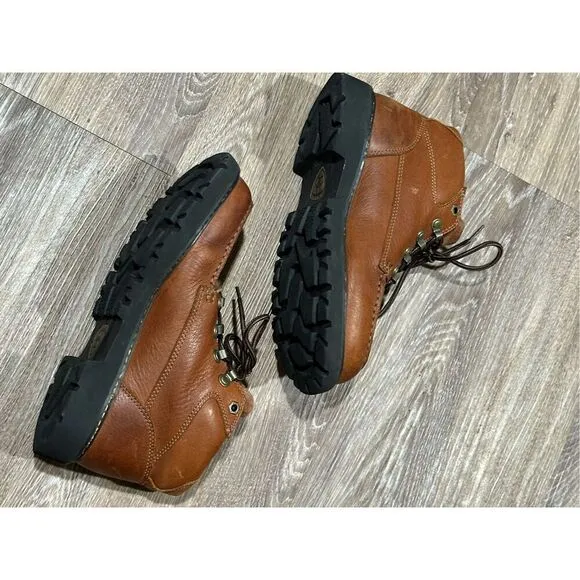Ariat men’s brown leather lace up chukka work boot  8