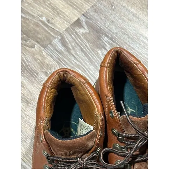 Ariat men’s brown leather lace up chukka work boot  8