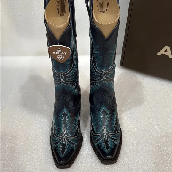 Ariat Round Up Collins Boots Fresh Denim size 5 New