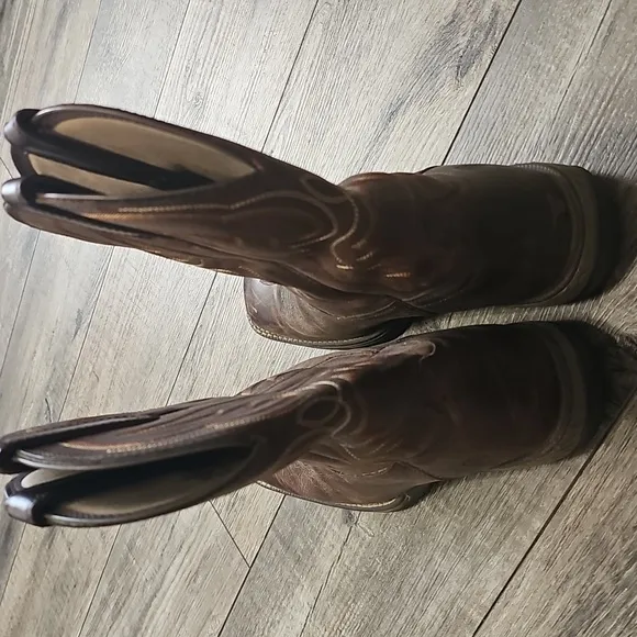 Ariat Sport Outdoor Distresssed Western Boots