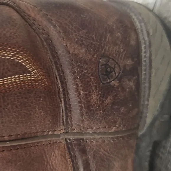 Ariat Sport Outdoor Distresssed Western Boots