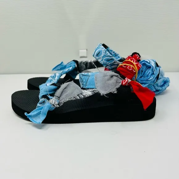 ARIZONA LOVE**Bandana Sandals**US 7**$189