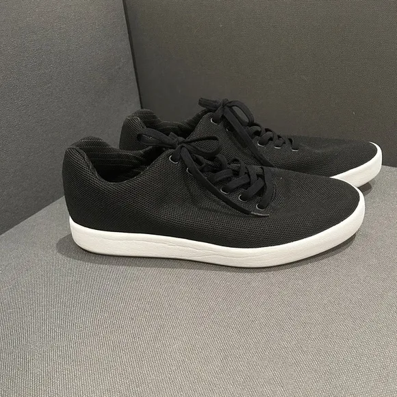 Atoms Model 000 Size 10.25