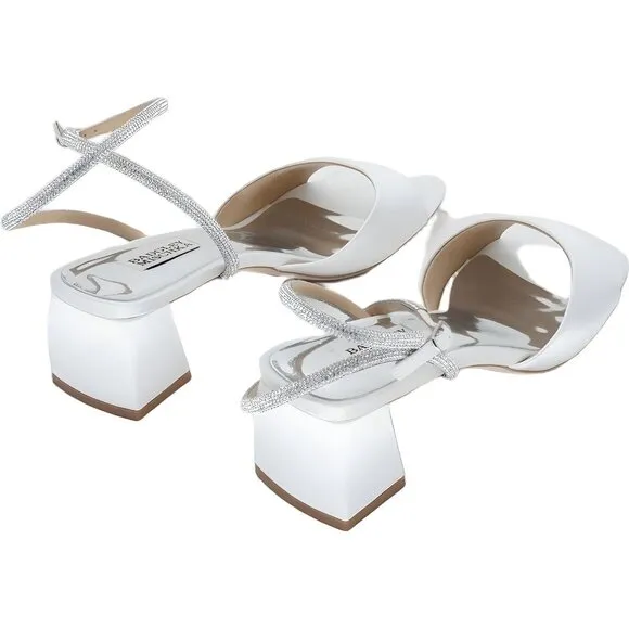 Badgley Mischka Heeled Sandal in Soft White for Women - Size 9