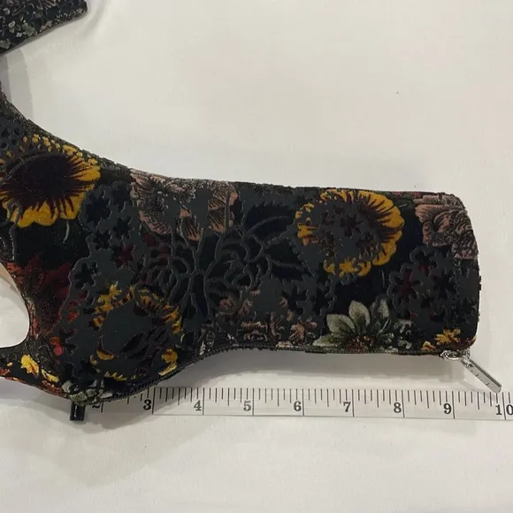 Badgley Mischka Velvet Floral Boots Mid Calf Womens Size 6 US