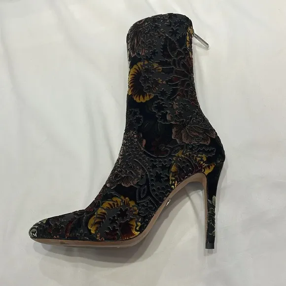 Badgley Mischka Velvet Floral Boots Mid Calf Womens Size 6 US