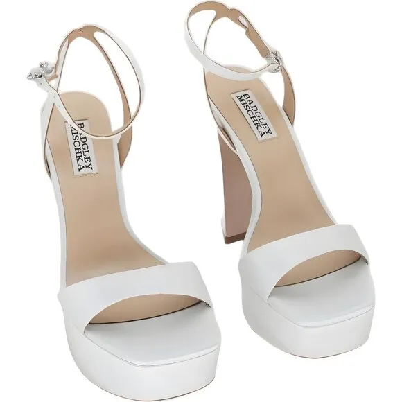 Badgley Mischka Women's Caia Sandals in Elegant White, Size 6.5
