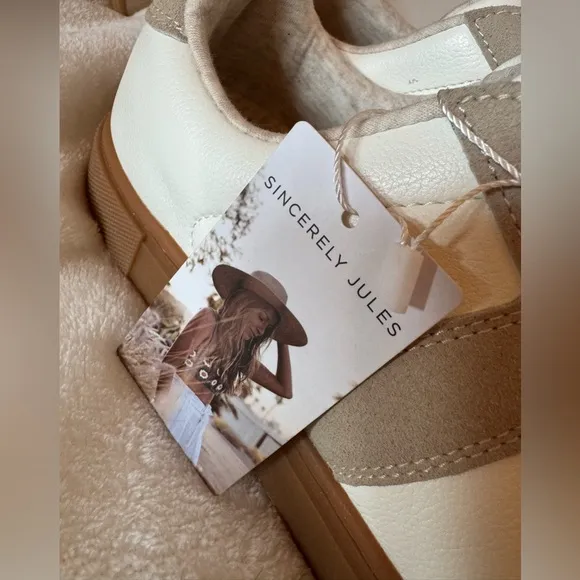 BAILEY sneakers by “Sincerly Jules” white beige shoes NWT Size 9