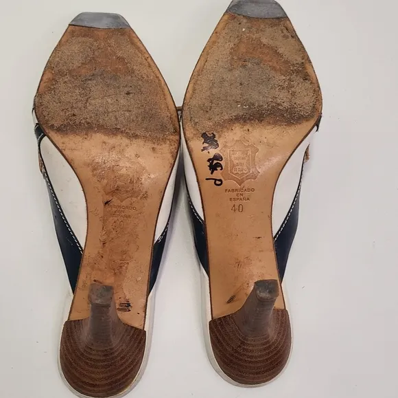 Balenciaga white and Navy Blue mules Heels with Bow  and Pointed Toe size 40