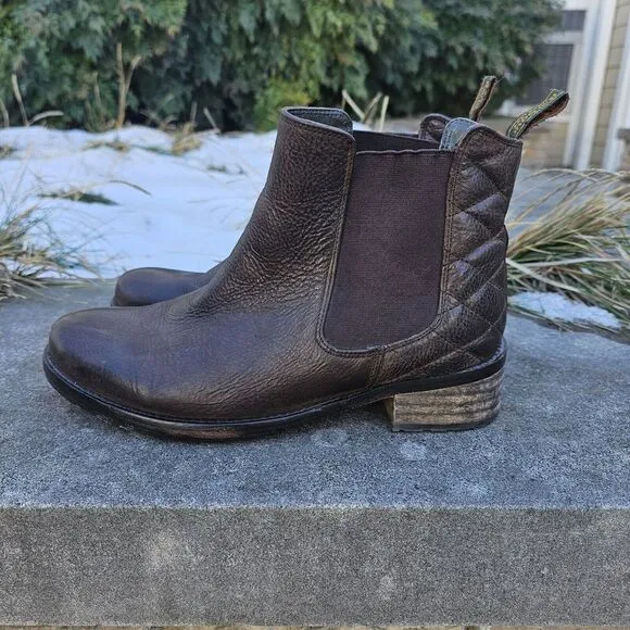 Barbour 7 Evie‎ Leather Chelsea Boots Brown Lug Sole Quilted Rugged Outdoor
